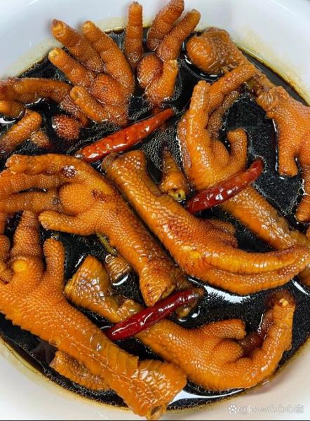 炸鸡爪怎么做才酥脆_炸鸡爪需要焯水吗