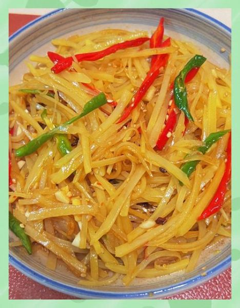 凉拌土豆丝怎么做才脆_正宗凉拌土豆丝的做法