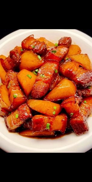土豆红烧肉怎么做_家常做法步骤详解