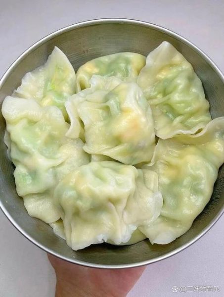 西葫芦饺子馅怎么做_西葫芦饺子馅要不要焯水