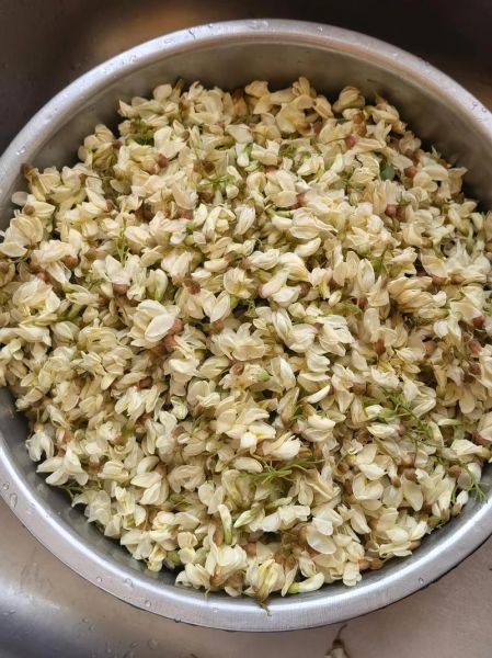 槐花包子素馅怎么做_槐花素包子馅做法大全