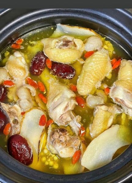 鸡汤怎么炖好喝_家常鸡汤做法