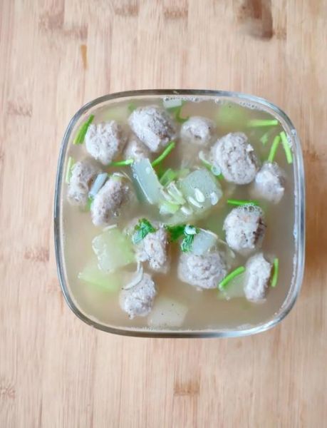 冬瓜牛肉丸子汤怎么做_冬瓜牛肉丸子汤的家常做法