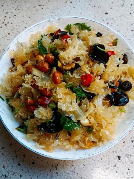 木耳怎么泡发才脆_木耳炒多久才熟