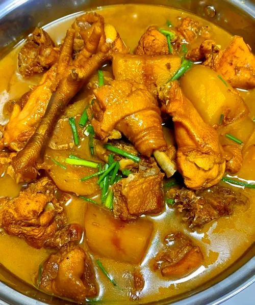 土豆烧鸡怎么做_土豆烧鸡的家常做法