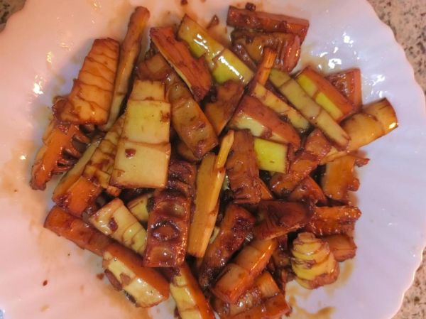 油焖笋的家常做法_油焖笋怎么做好吃又入味