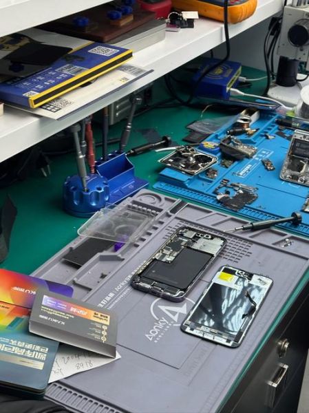 手机修理价格一般多少钱_手机进水了怎么自己处理