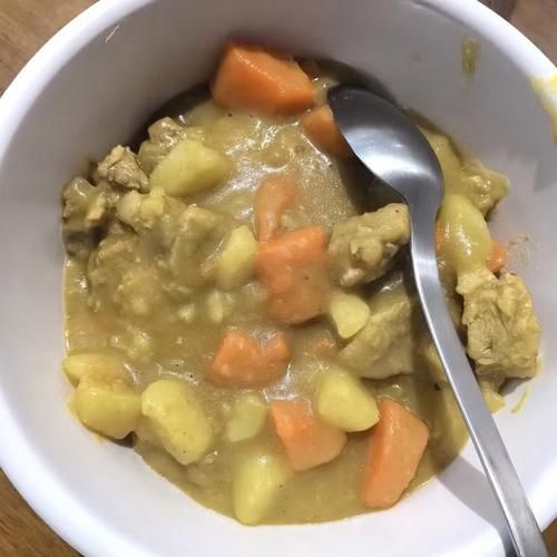 咖喱排骨土豆怎么做_咖喱排骨土豆最正宗做法
