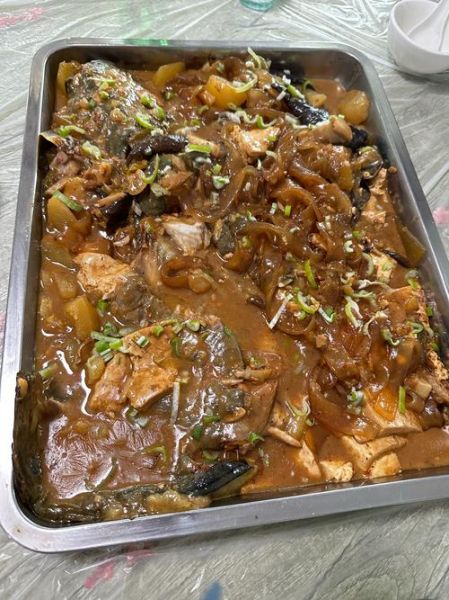 鲶鱼炖豆腐的家常做法_鲶鱼炖豆腐怎么做好吃