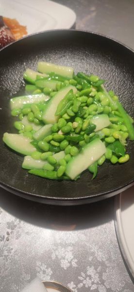 炒豌豆粒怎么炒好吃_炒豌豆粒的家常做法