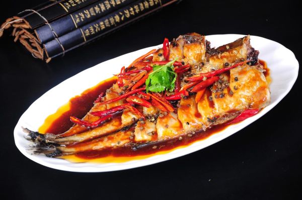 红烧草鱼怎么做_红烧草鱼的做法步骤