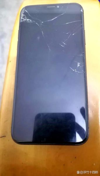 苹果手机耐摔吗_苹果手机摔了屏幕会碎吗