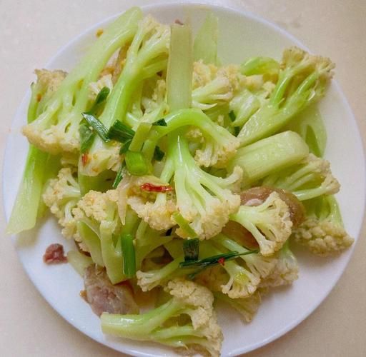 炒花菜怎么做好吃_花菜炒多久才脆嫩
