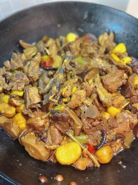 炖鸡的家常做法_炖鸡怎么做好吃又嫩