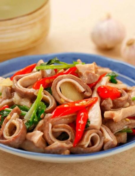 爆炒猪肚怎么做_爆炒猪肚焯水几分钟