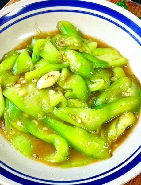 清炒丝瓜怎么做_丝瓜要不要焯水