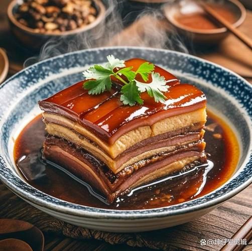 东坡肉最正宗的做法_东坡肉怎么做才软糯不腻