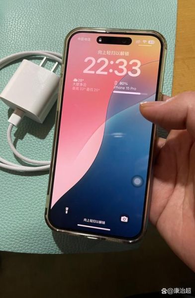 手机充电发热怎么回事_手机充电发烫正常吗