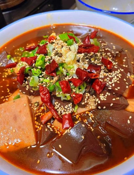 毛血旺怎么做才好吃_毛血旺的家常做法