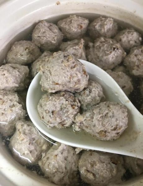 自制肉丸子家常做法_肉丸子怎么做好吃又弹牙