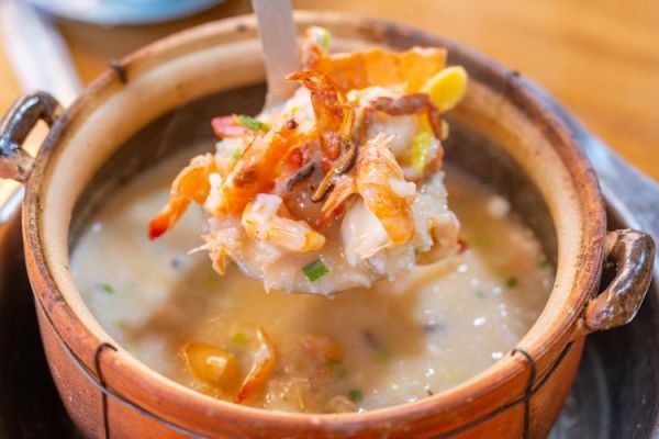 海鲜粥怎么做_海鲜粥放什么料最鲜