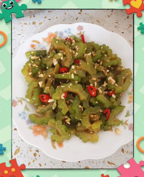 凉拌苦瓜怎么做不苦_苦瓜焯水几分钟最佳