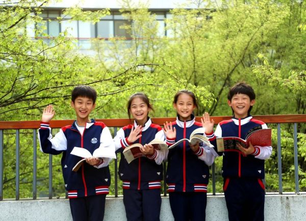 朝气蓬勃的校园有哪些特征_如何打造活力校园氛围