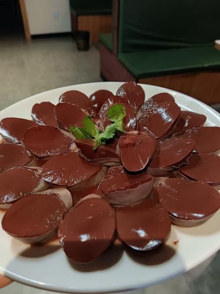 血肠怎么做好吃_正宗东北血肠做法