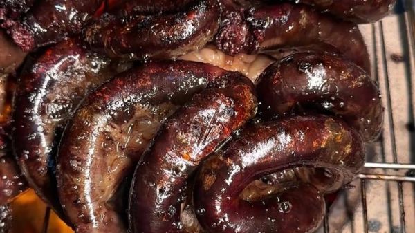 血肠怎么做好吃_正宗东北血肠做法