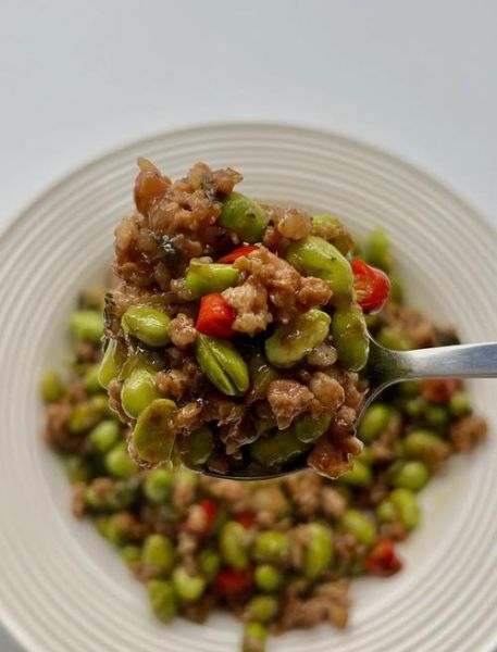 毛豆炸酱怎么做_毛豆炸酱的家常做法