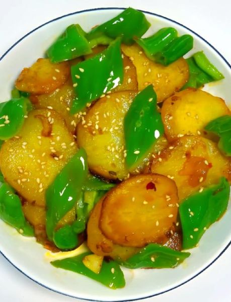 尖椒土豆片怎么炒好吃_尖椒土豆片家常做法
