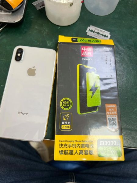 手机换电池多少钱_手机换电池去哪里靠谱