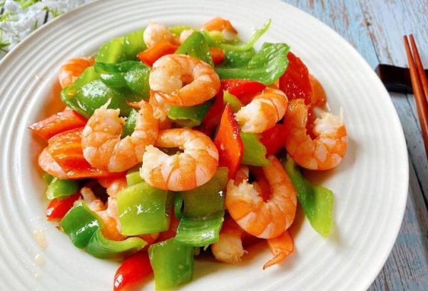 青椒炒虾仁怎么炒才嫩_家常做法窍门