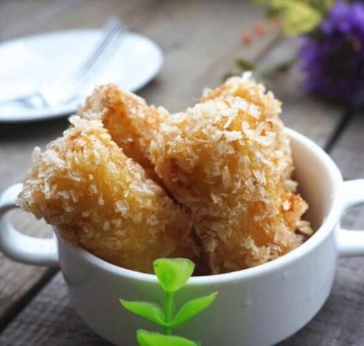 炸香蕉不放面包糠怎么做_无面包糠炸香蕉窍门