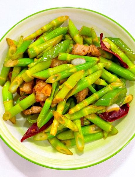 炒竹笋的家常做法_竹笋怎么炒才脆嫩