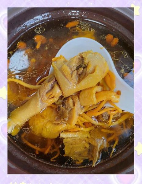 虫草花炖鸡汤怎么做_虫草花炖鸡汤的功效与禁忌