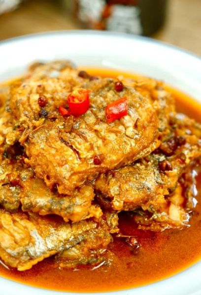 红烧带鱼怎么做好吃_家常做法步骤详解