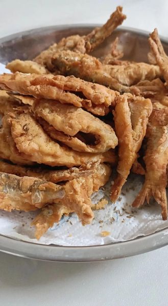干炸小鱼怎么做才酥脆_干炸小鱼用什么鱼最好