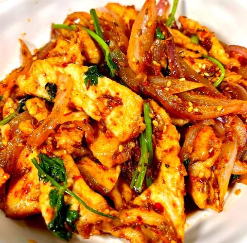 孜然猪肉怎么炒好吃_简便炒孜然猪肉的做法