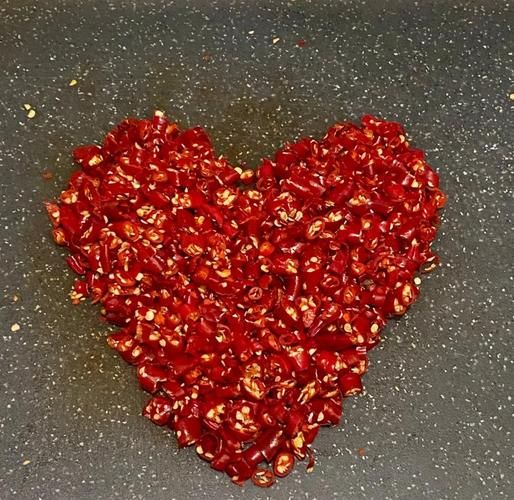 小米辣椒酱怎么做_小米辣椒酱保存多久