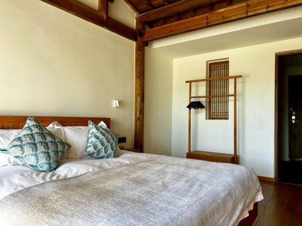 清澄是什么意思_清澄和清澈有什么区别