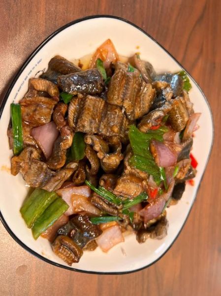 爆炒鳝片怎么做_正宗爆炒鳝片的做法