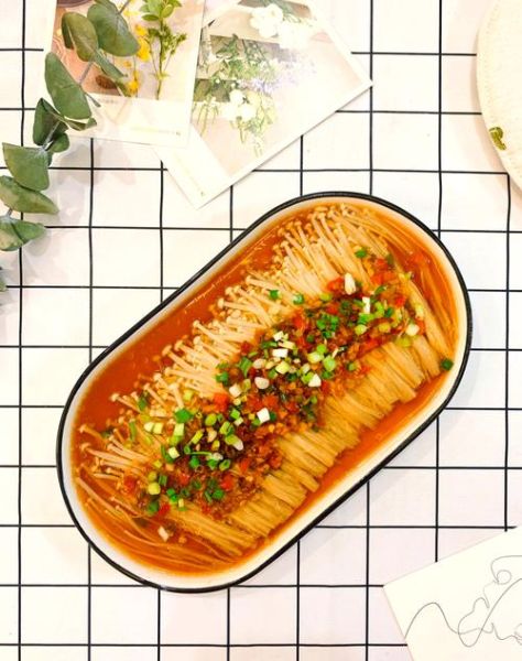 蒜蓉金针菇怎么做_蒜蓉金针菇蒸多久