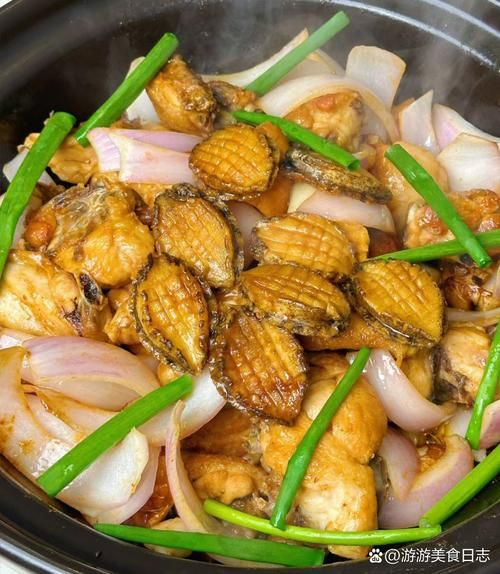 鲍鱼焖鸡怎么做_鲍鱼焖鸡最正宗的做法