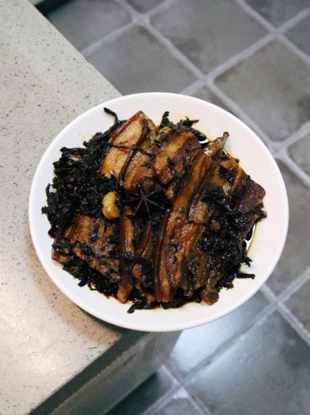 扣肉怎么做才肥而不腻_家常扣肉最正宗做法