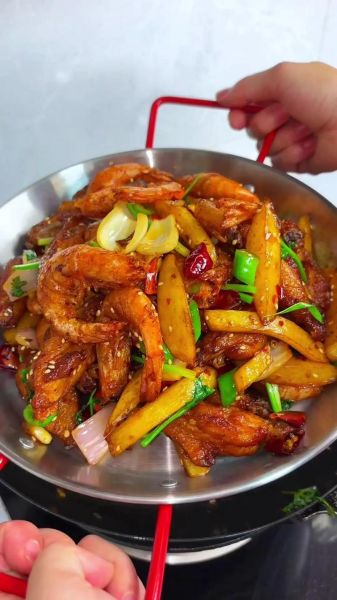 干锅虾怎么做_干锅虾做法家常步骤