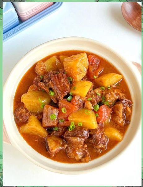 番茄烧牛腩怎么做_牛腩炖多久才软烂