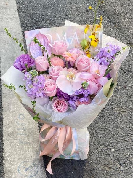 粉红花有哪些花语_粉红花适合送什么人