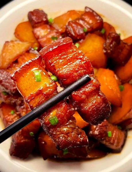 土豆炖瘦肉怎么做_家常做法步骤