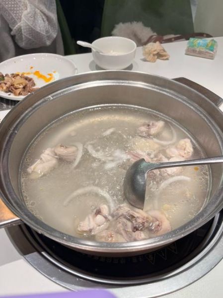 椰子鸡火锅怎么做_椰子鸡火锅汤底配方